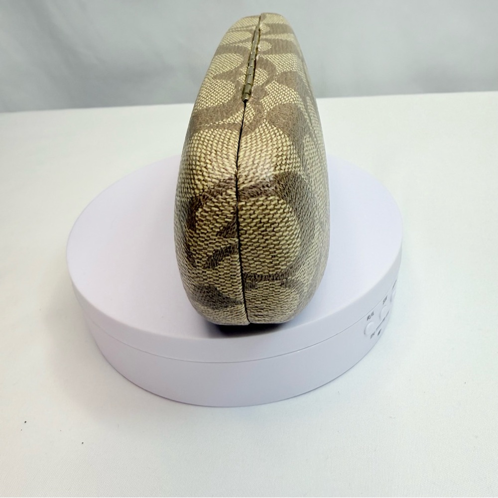 Coach Signature Pattern Sunglasses Case in Brown and Tan - Picture 7 of 9